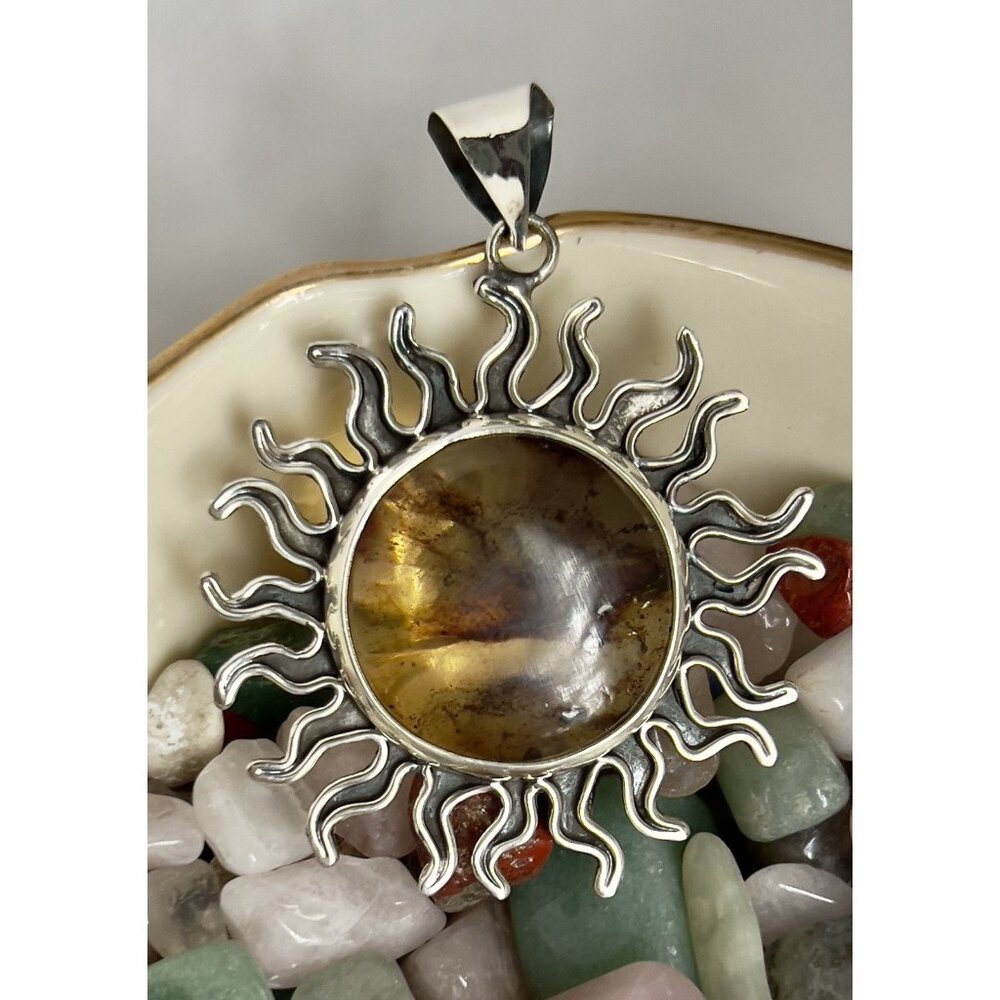 Sunburst Pendant – 925 Sterling Silver with Natural Amber - Picture 15 of 16